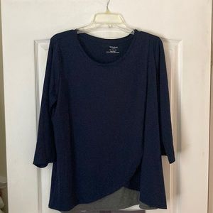 Motherhood Nursing 3/4 sleeve top. NWT. Navy and gray.